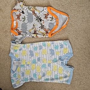 Set of 2 animal printed one-sie and elegant romper, both 0-3m
